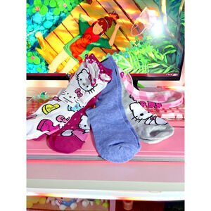 Hello Kitty Capris Socks Valentines Day Conversation Hearts 2024 Sanrio 5 Pair